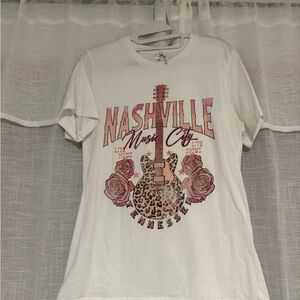 Gildan White Nashville Graphic Tee